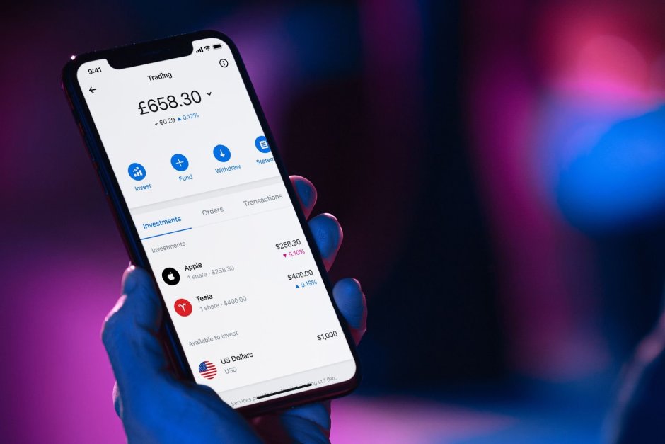 Revolut потвърди изтичане на чувствителни информация на клиенти, вероятно и паспортни данни