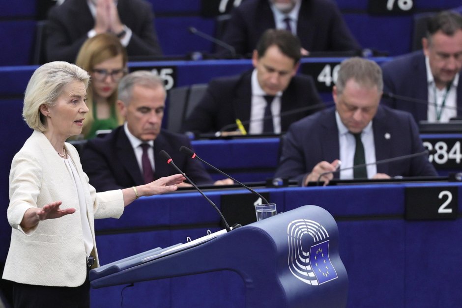 Урсула фон дер Лайен говори пред парламента в Страсбург, сн. ЕПА/БГНЕС