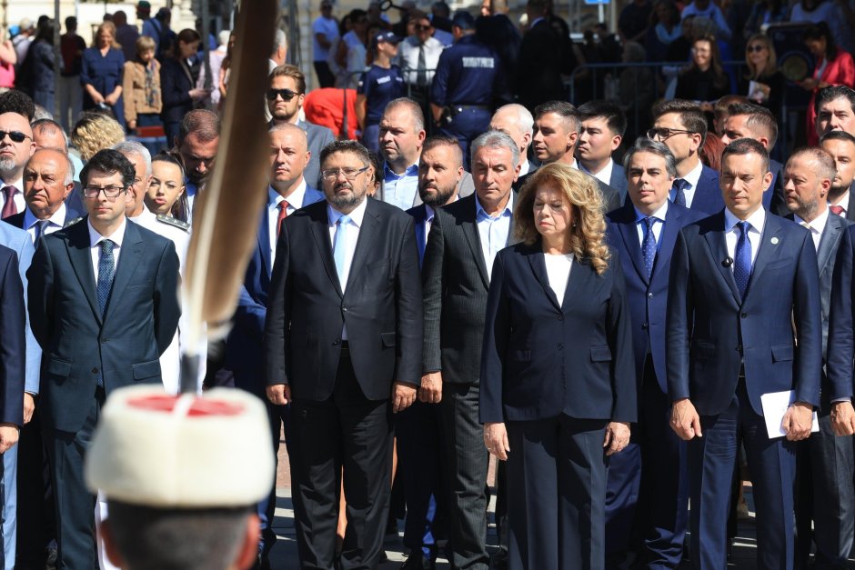 Официалната церемония за отбелязването на Деня на София. Сн. БГНЕС