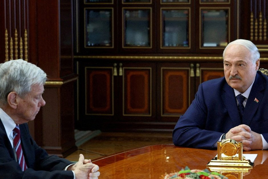 Джон Коул и Александър Лукашенко