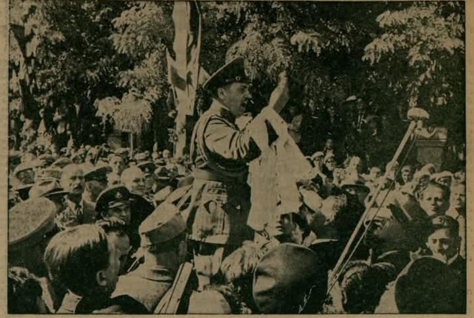 Ген. Георги Попов, назначен за генерал-губернатор на Южна Добруджда след връщането на областта в границите на Царството, държи реч в Добрич.
