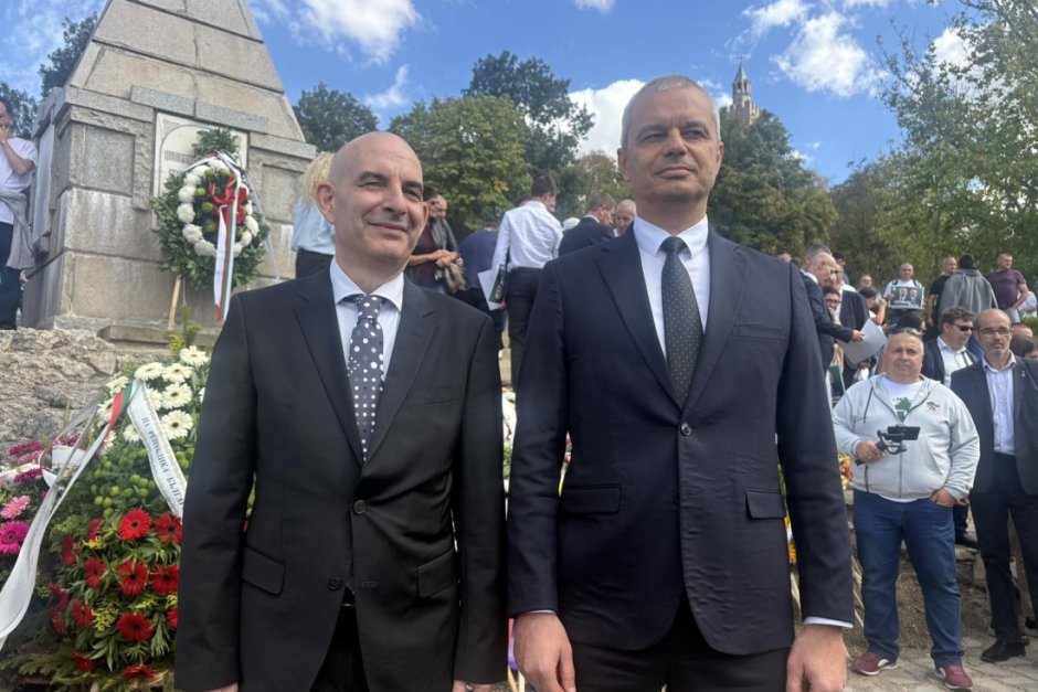 Костадин Костадинов и Петър Волгин са кандидатпрезидентската двойта на "Възраждане" Сн.БНТ