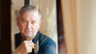 Георги Господинов бе удостоен с наградата "Жан Моне" за "Градинарят и смъртта"