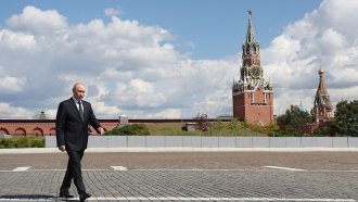 Високопоставен командващ на НАТО: Путин става все по-безразсъден