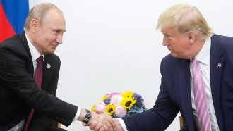 Путин и Тръмп си поговориха по телефона след посещенията на американските преговарящи в Москва и Киев