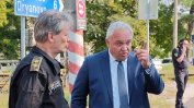 Емилиян Гебрев: Някой подвежда вътрешния министър за пожара в склада на "ЕМКО"